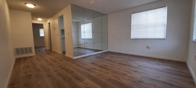 Photo - 4951 Elkner St Unit 4951