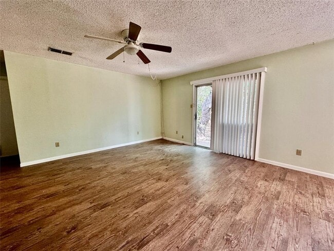 Photo - 8104 Pinto Path