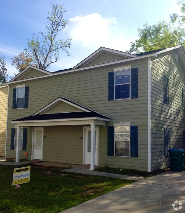 Building Photo - 1334 Foxwood Pl Rental