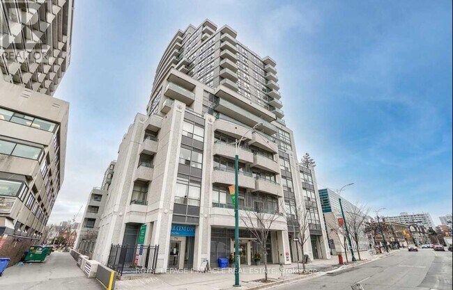 Photo - 736 Spadina Ave. Unit 317