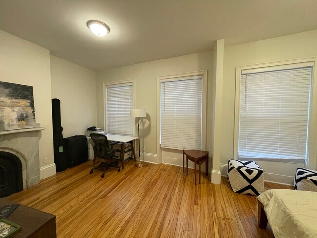 62 West Cedar St Unit 2