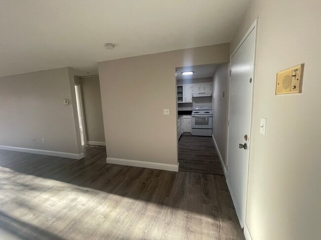 799 Farm Rd