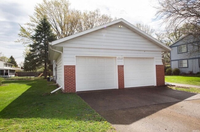 Photo - WEST LAFAYETTE SCHOOLS...Well-Maintained Ranch Home with Hardwood Floors