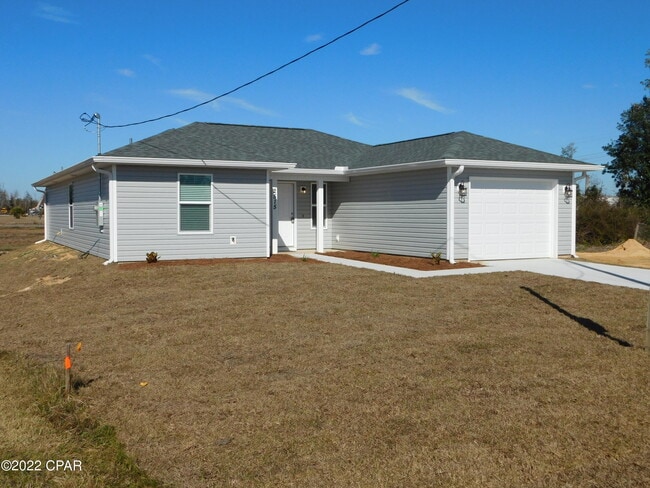 Photo - 2515 N Cedar Ln House