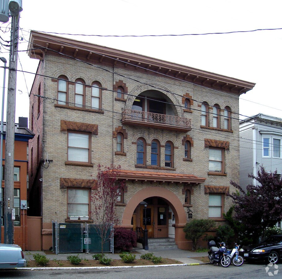 Photo - Glencoe Apartments