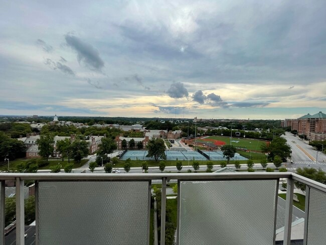 Building Photo - 1 E University Pky Unit 1410