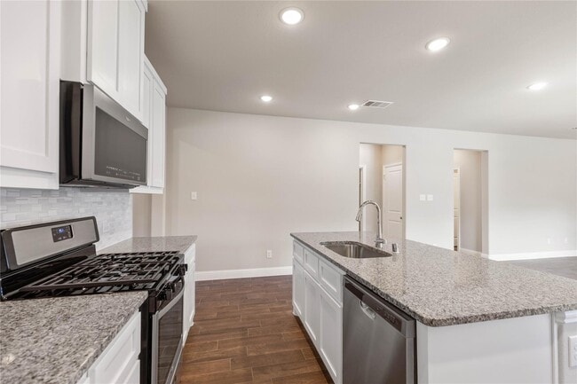 Photo - 1253 Carinna Dr