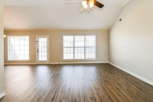 Photo - 5818 Carter Dr