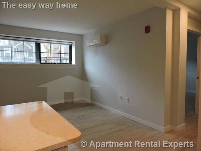 Photo - 10 Soden St Unit 1