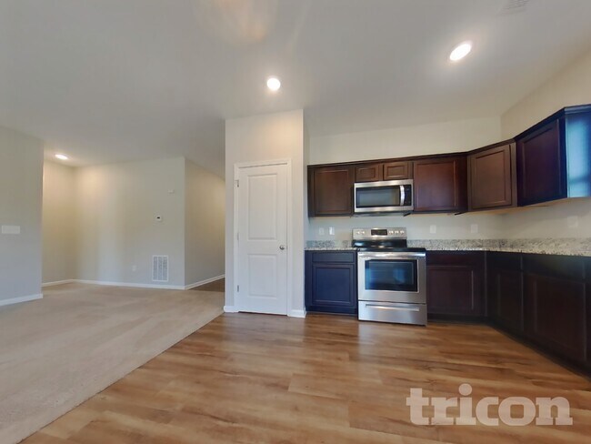 Photo - 115 Sorrento Dr