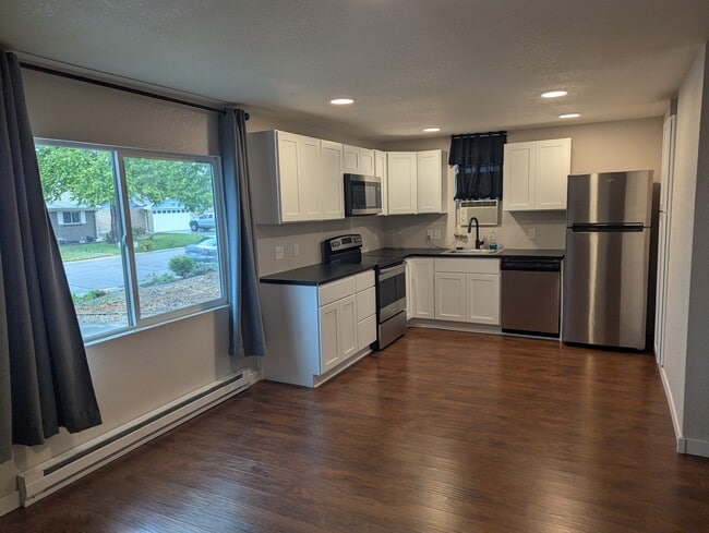 Building Photo - 8543 W Colorado Pl Unit 1-Bedroom By Jewell Park