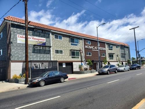 Photo - Mosaic at Western Apartments Homes Unidad 2x2