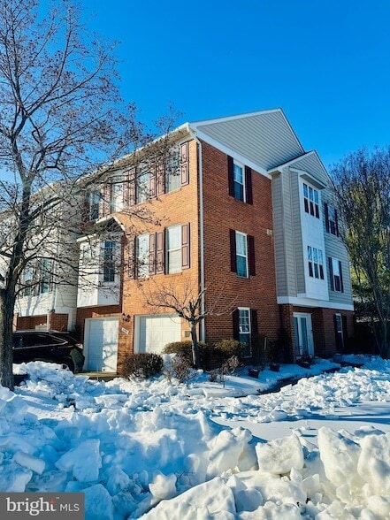 Photo - 4700 Warm Hearth Cir