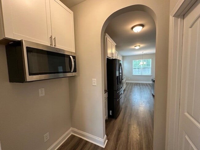 Photo - Spacious 4-Bedroom Home with Designer Fini...