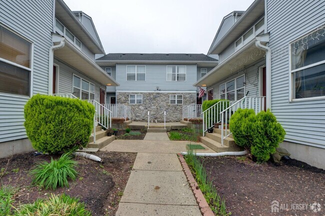 Building Photo - 144 Keswick Dr Rental