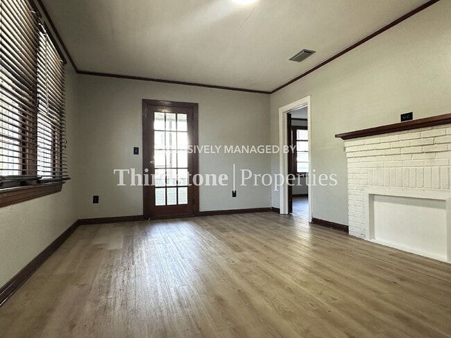 Photo - 6511 Evelyn Dr