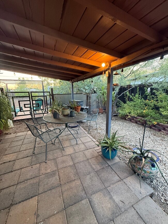 Photo - 2817 N Desert Ave