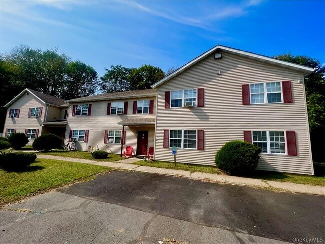 Building Photo - 13-19-19 Cole St Unit B23