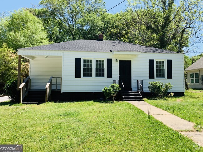 Building Photo - 810 N Greenwood St Rental