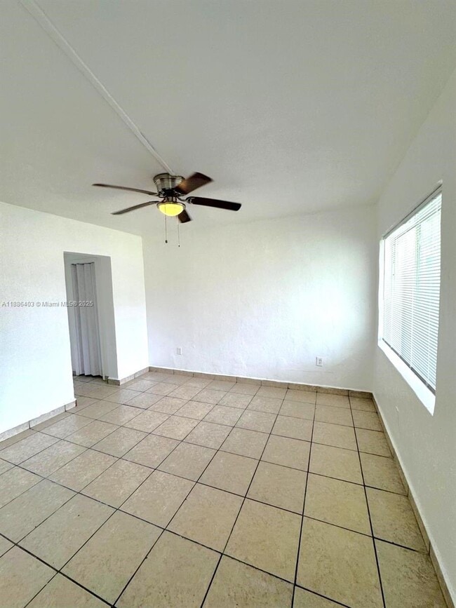 Photo - 420 NW 10th St Unit 22