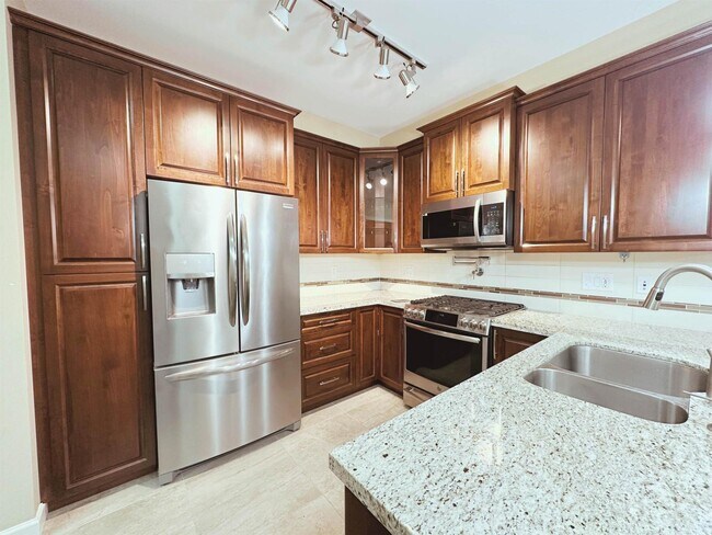 32445 Simon Ave Unit 204