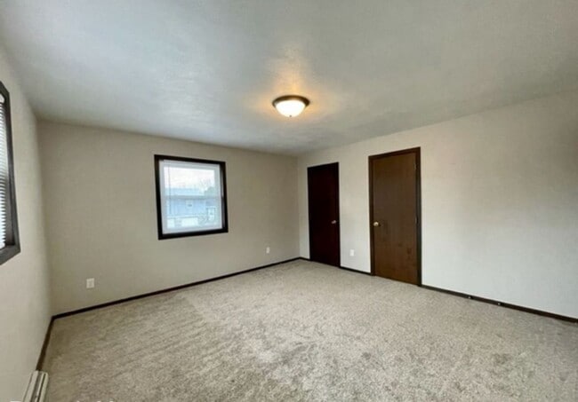 Photo - 1352/1354 W. Hiawatha Drive Unit 1352