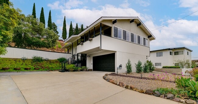 Building Photo - 3909 Nereis Dr Rental