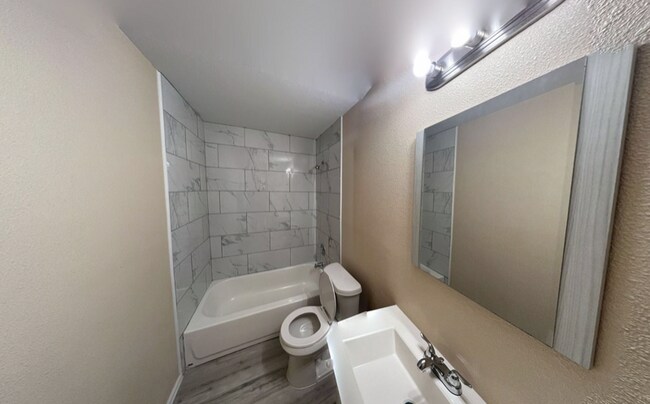 Photo - 3718 Pleasanton Rd Unit 202