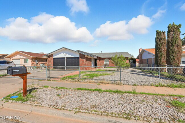 Photo - 5609 Van Horn Dr