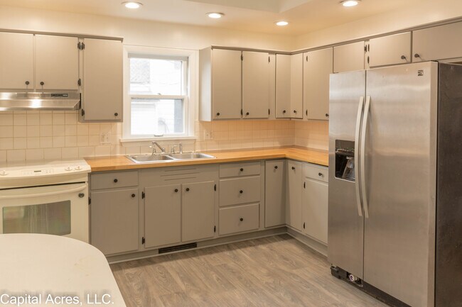 Photo - 2375 Canby St Unidad 1