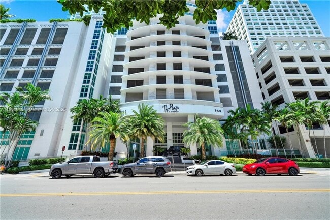 Building Photo - 950 Brickell Bay Dr Unit The Plaza 200