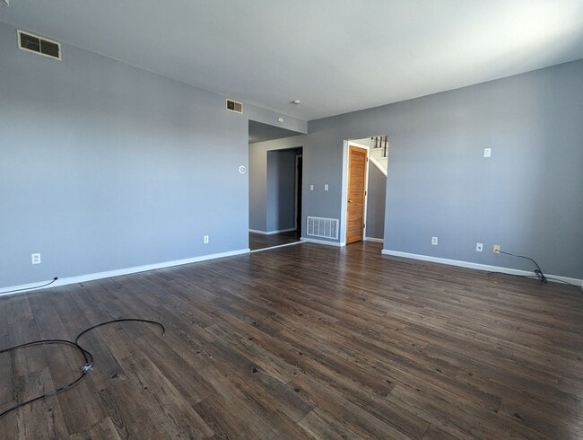 Photo - 3 School St Unit 2