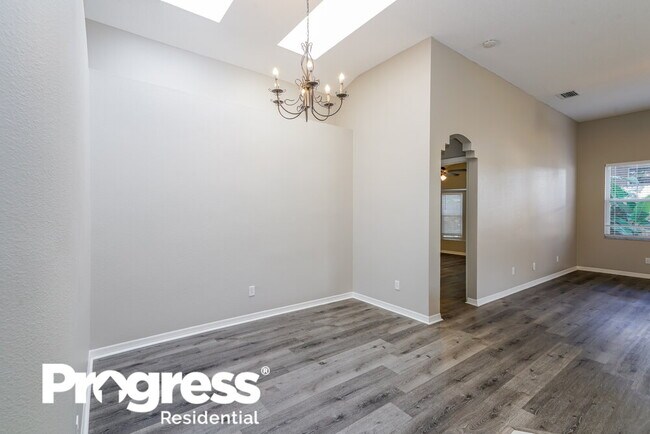 Photo - 2412 Needham Dr