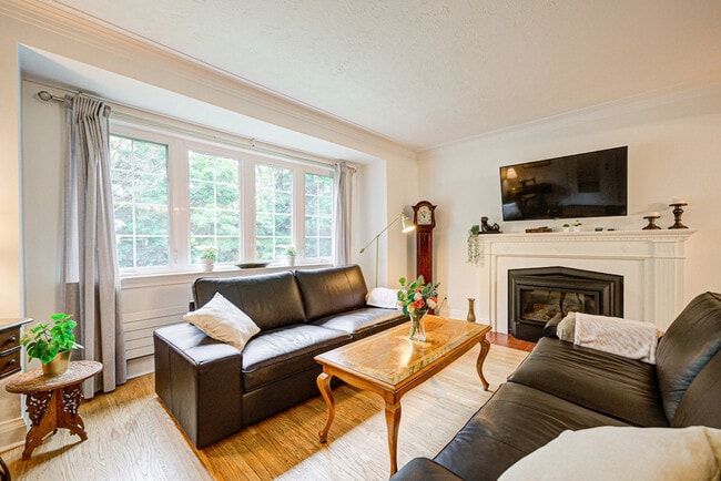 Photo - 14 Alder Rd Unit SI ID1473315P