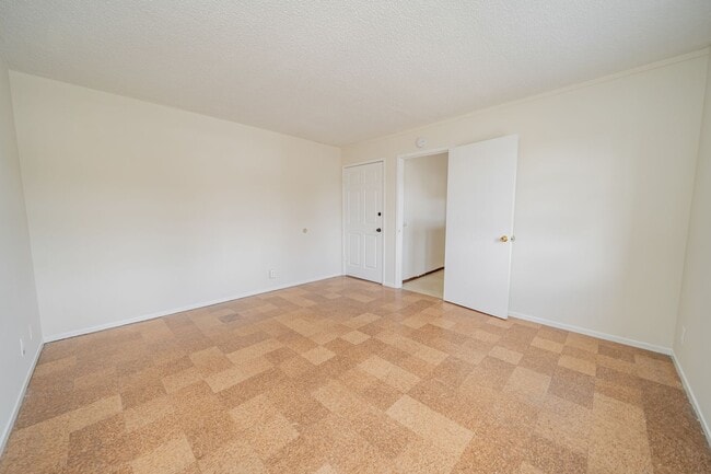 Photo - 1467 Russell/2880A&amp;B Sacramento Unit 2