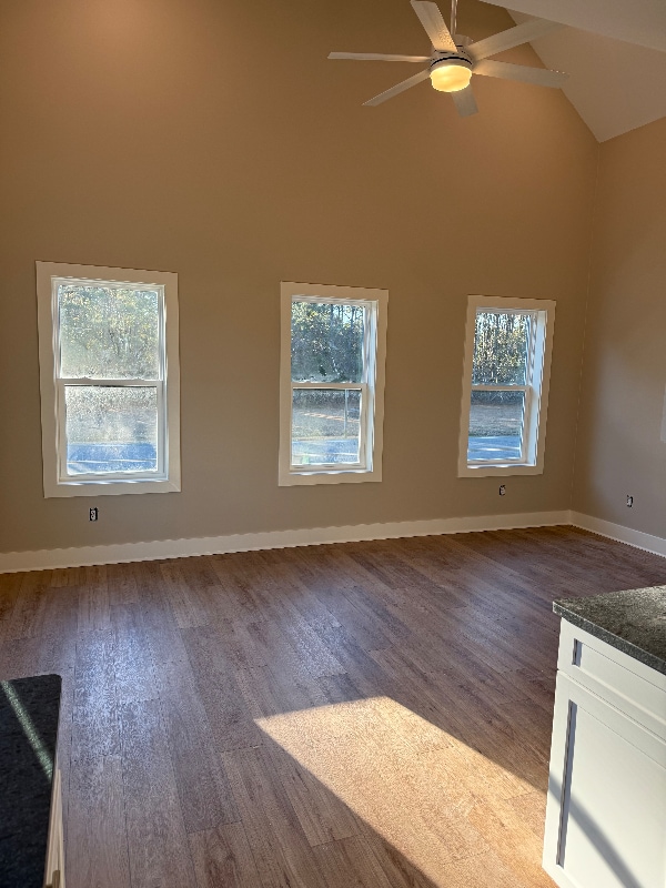 Photo - 613 Bowsertown Rd