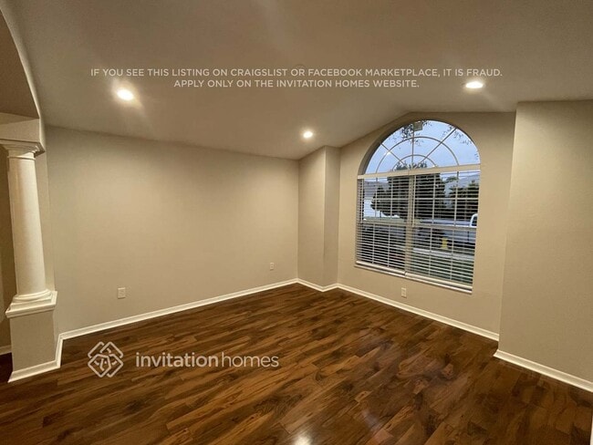 Photo - 1825 Leybourne Loop