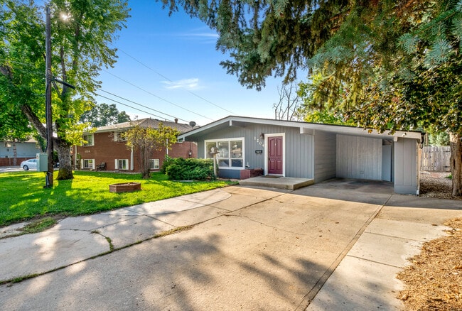 Photo - 1204 W 10th St