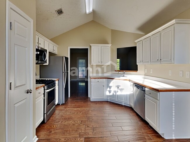 Photo - 1425 Bramlett Forest Trl
