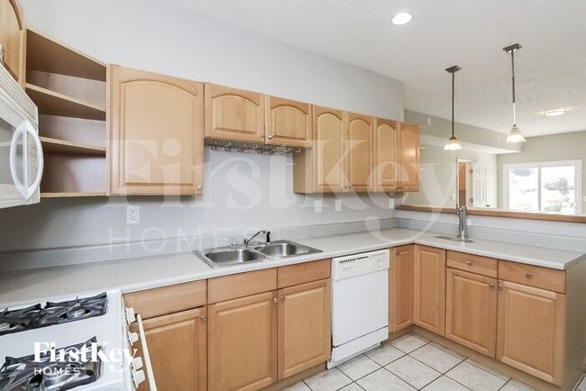 Photo - 1627 Eagle Dr