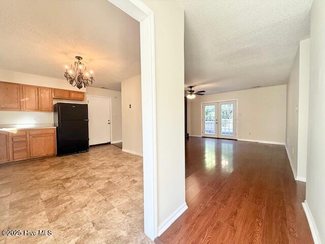 Photo - 1015 Springdale Dr
