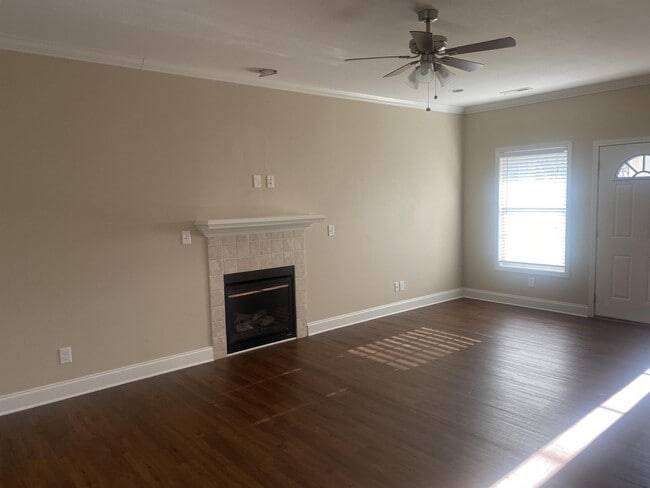 1120 Maples Glen Ln