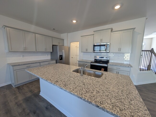 Photo - 1662 Hallview Ct