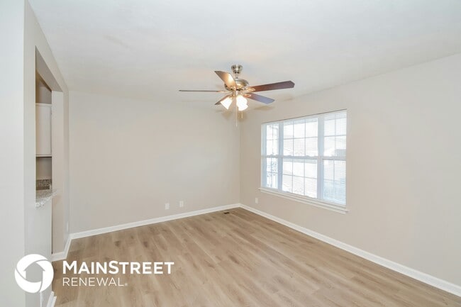 Photo - 2607 Landrum Ct