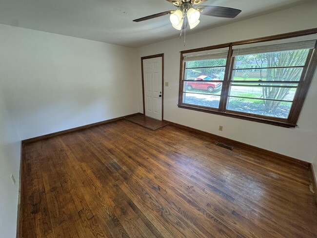 Photo - 3-Bedroom, 1 Bath Home Close to Downtown & MSU