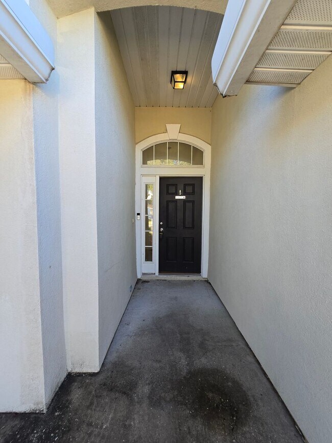 Photo - 4/2 Silver Creek Home Available Now!