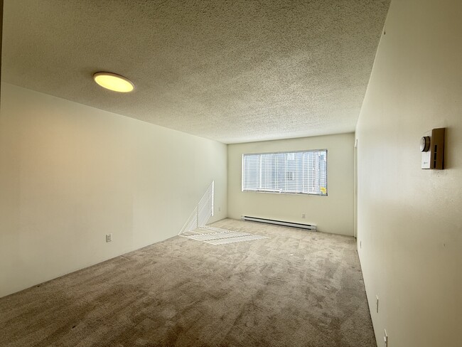 Photo - 501 Sixth St