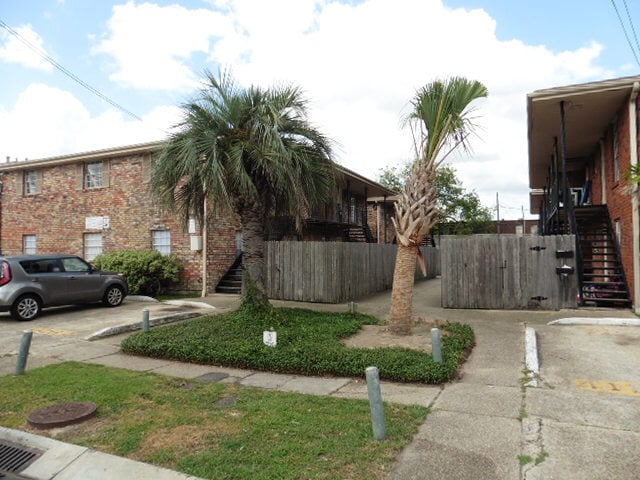 Building Photo - 4102 Hessmer Ave Unit 3