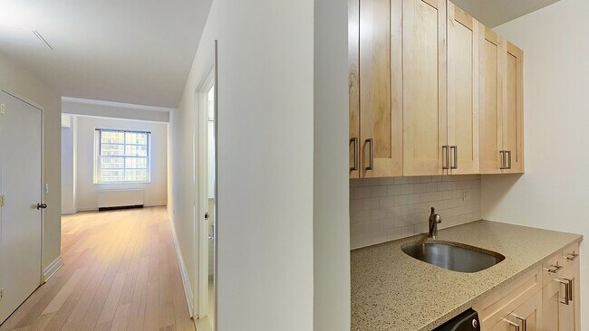 Photo - 21 West Street