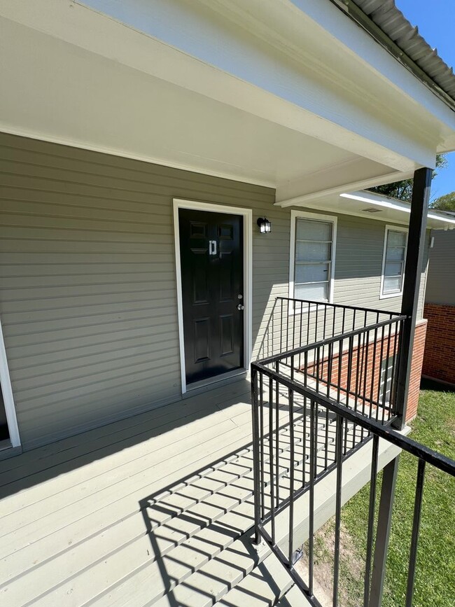 Photo - Baker Trails Apartments Unit D